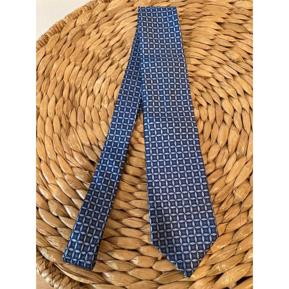 Neiman Marcus Blue Windowpane Silk Tie Classic Beautiful & Pristine